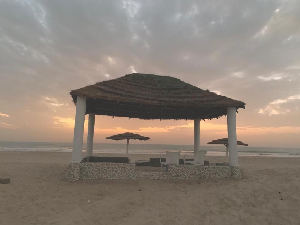 Bosofet Beach And Creek Lodge Sanyang Buitenkant foto
