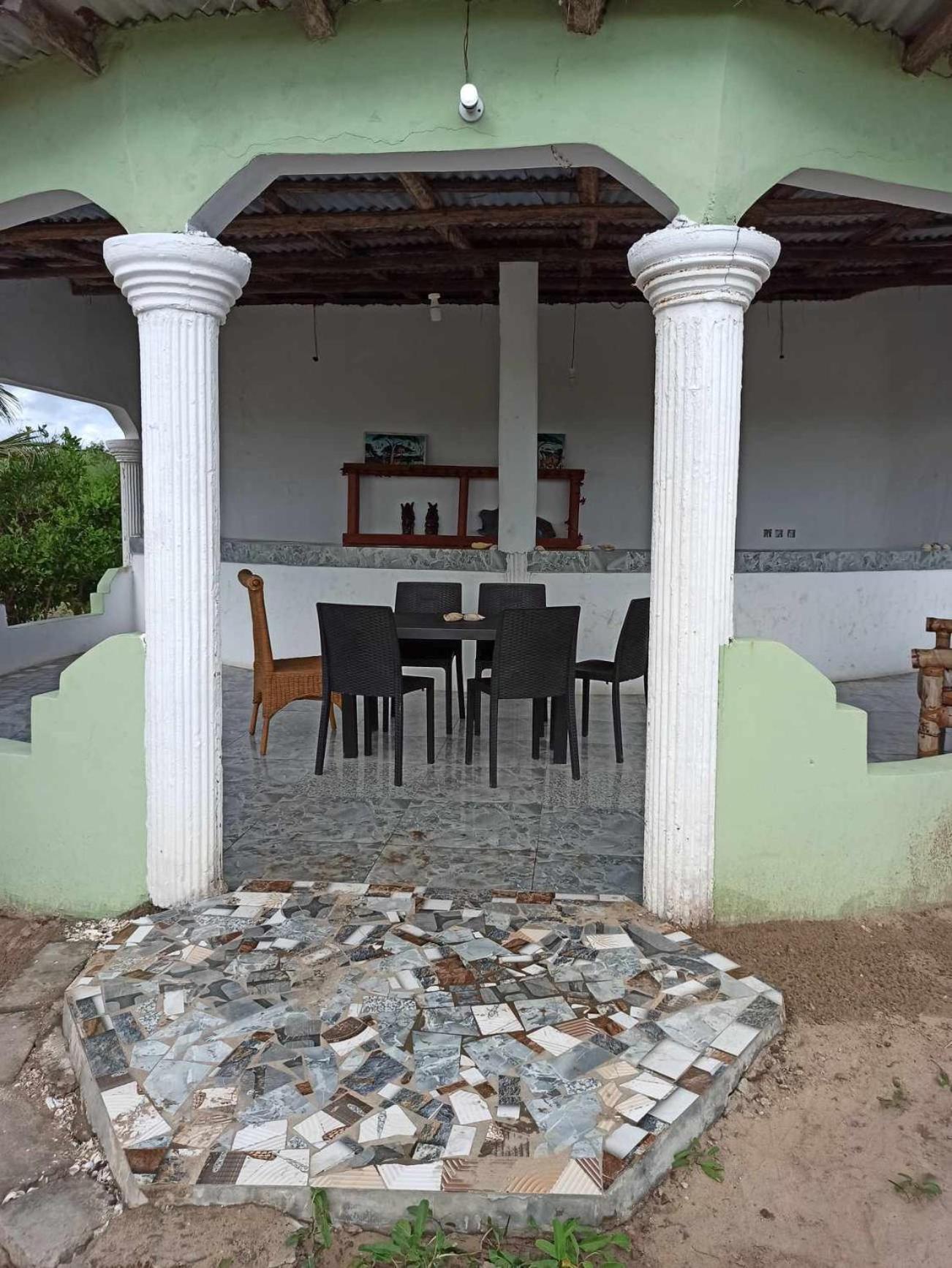 Bosofet Beach And Creek Lodge Sanyang Buitenkant foto