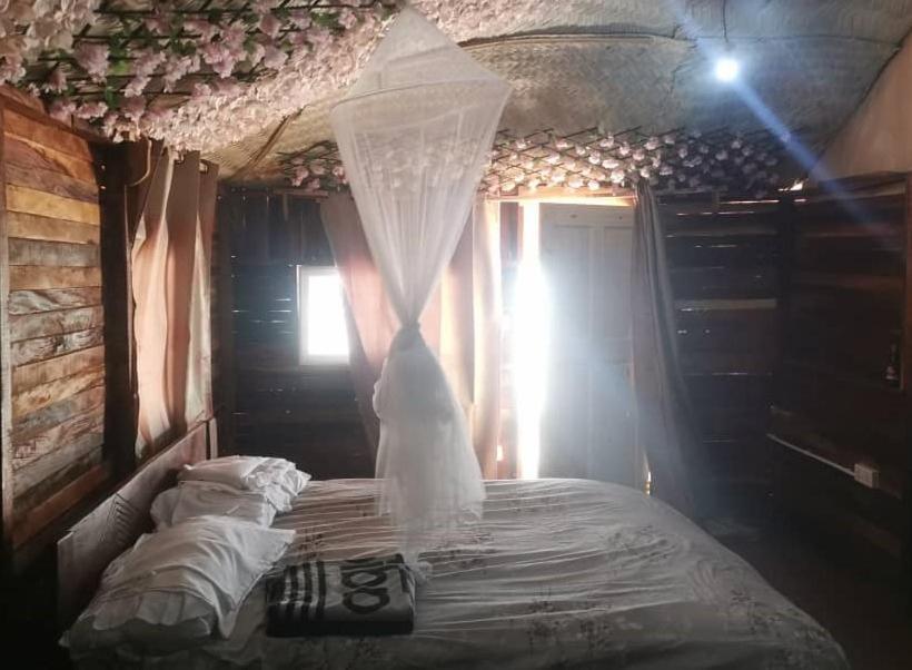 Bosofet Beach And Creek Lodge Sanyang Buitenkant foto